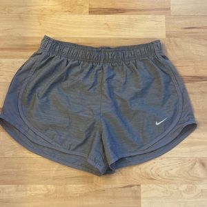 NWOT Nike tempo shorts